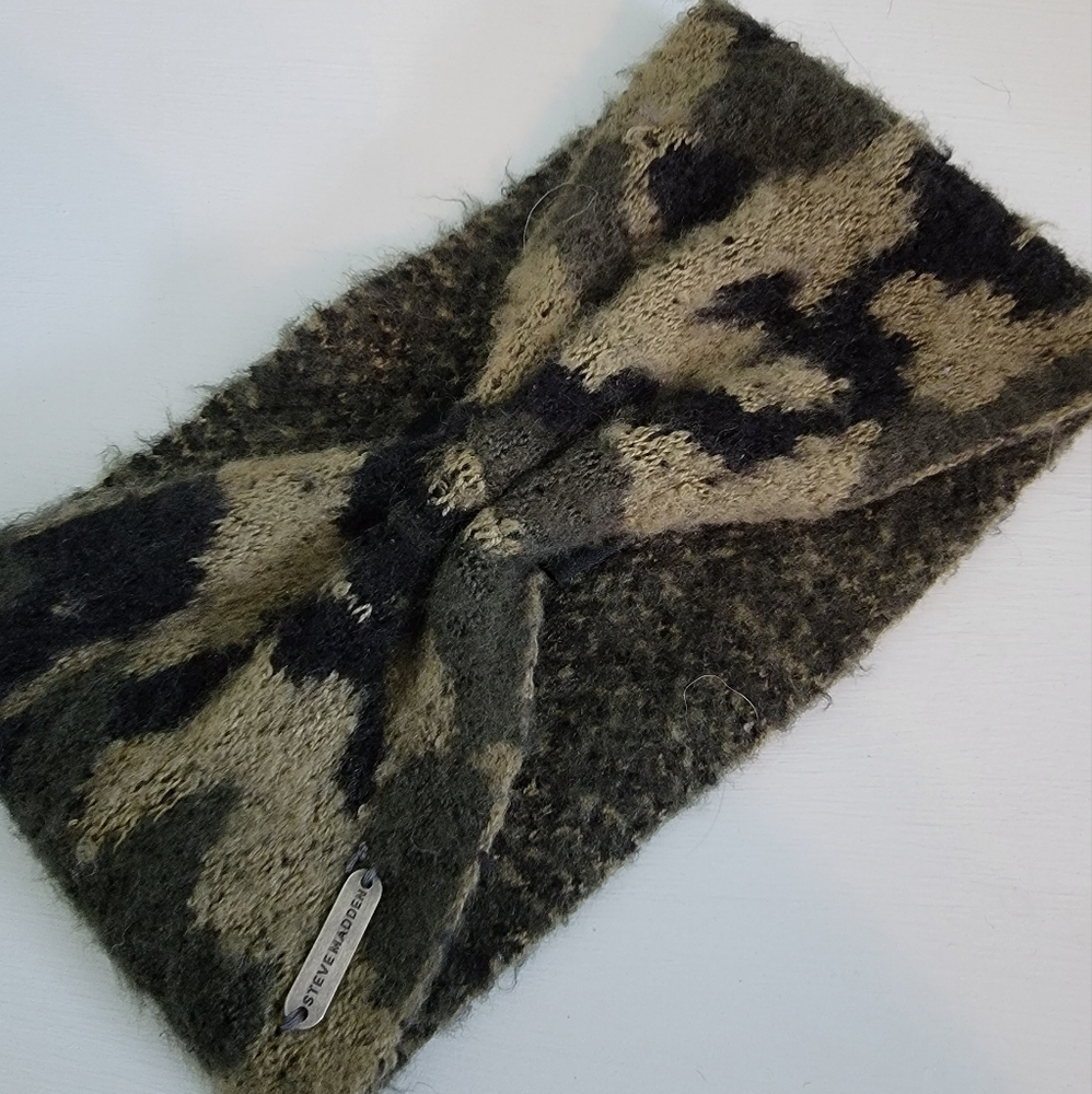 Steve madden camo headband